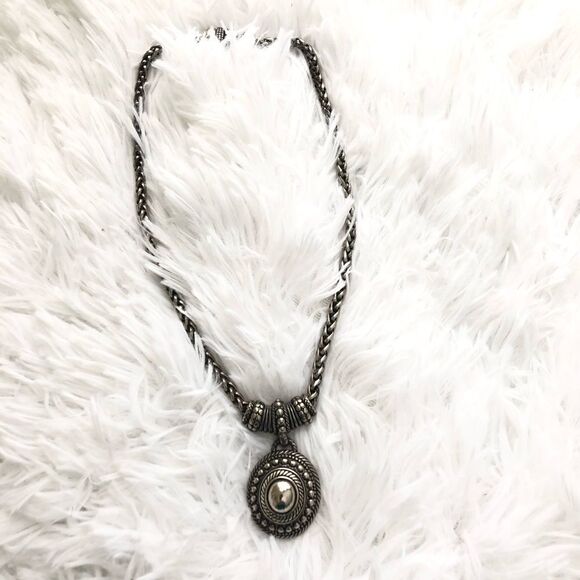 SILVER TONE CIRCLE OF LIFE CHUNKY NECKLACE‎ - Picture 1 of 6